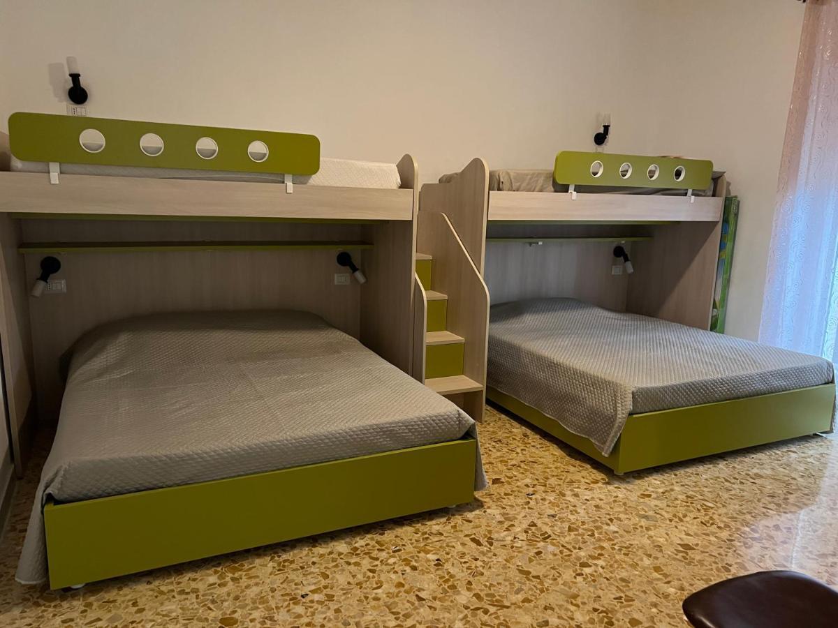 Casa Vacanze Refugium & Lounge Ferienwohnung Vico Del Gargano Exterior foto